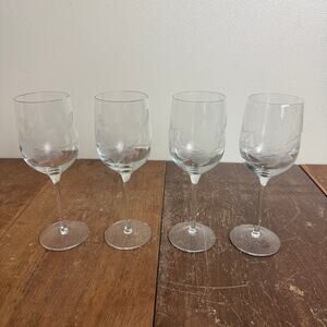 Set of 4‎ Vintage Floral Rose Etched Glass Wine Glasses
